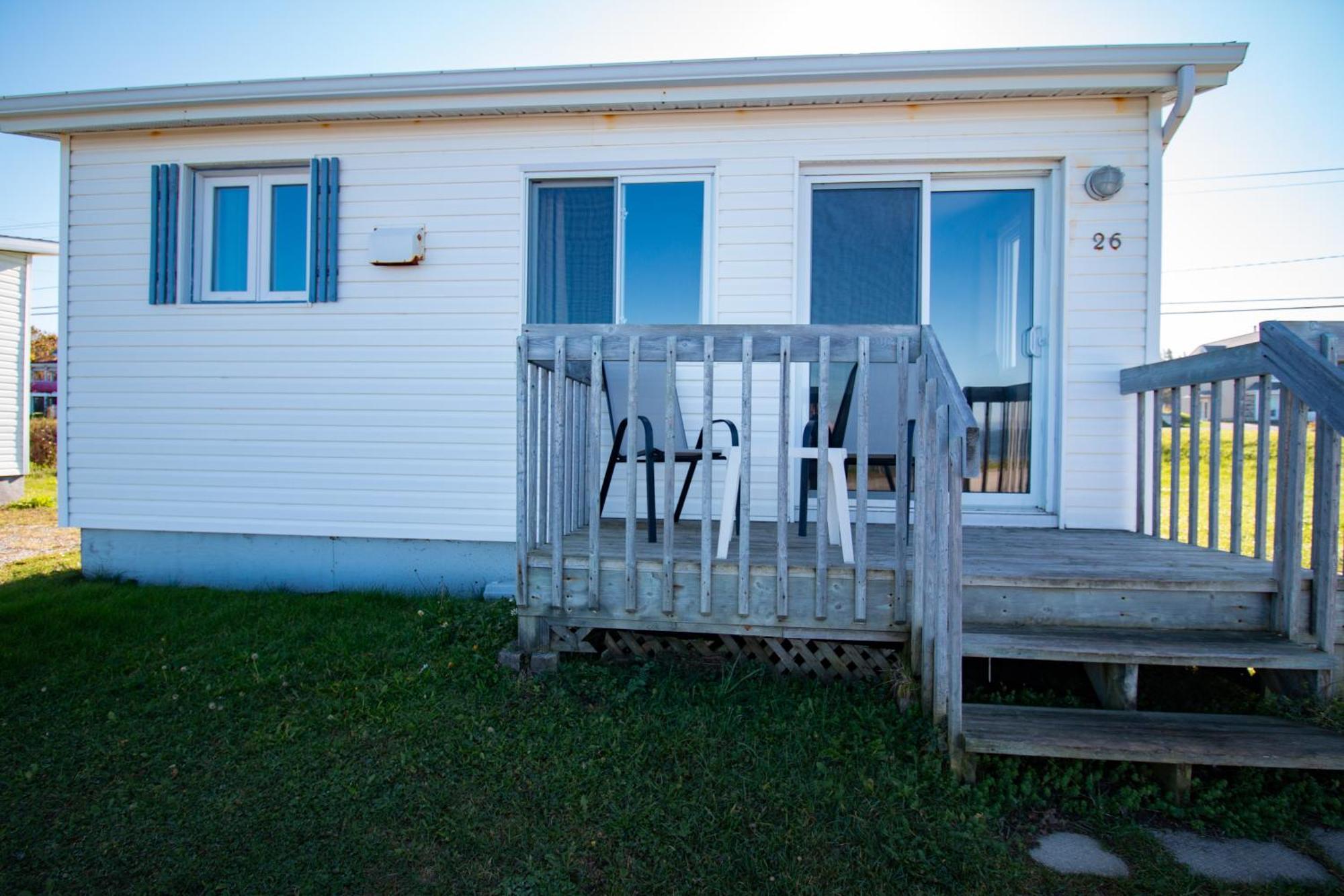 De La * Rimouski